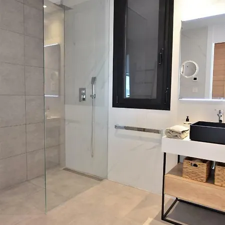 Exclusive Campoamor By Nras Villa