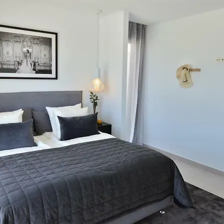 Exclusive Campoamor By Nras